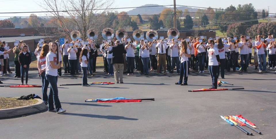 10703875_10154947062310122_3312992077157399580_n