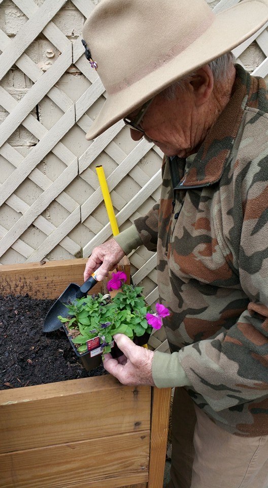 11196275_10152741622746898_6567841876076887781_n