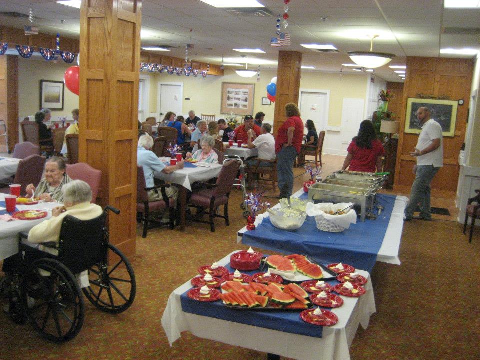 Lakewood Place Dining